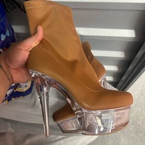 Stylish Tan Platform Ankle Boots